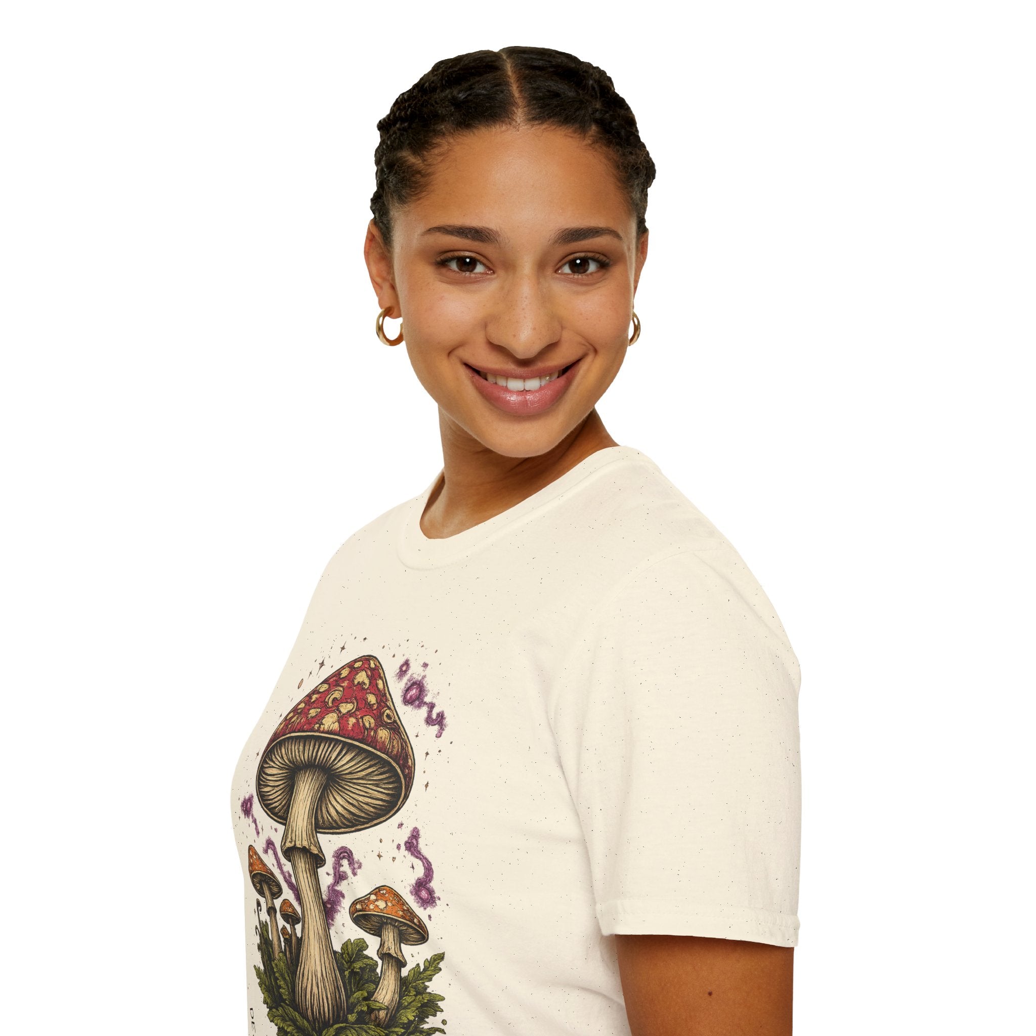 Mushroom Illustration T-Shirt – Vintage Red Toadstool Graphic