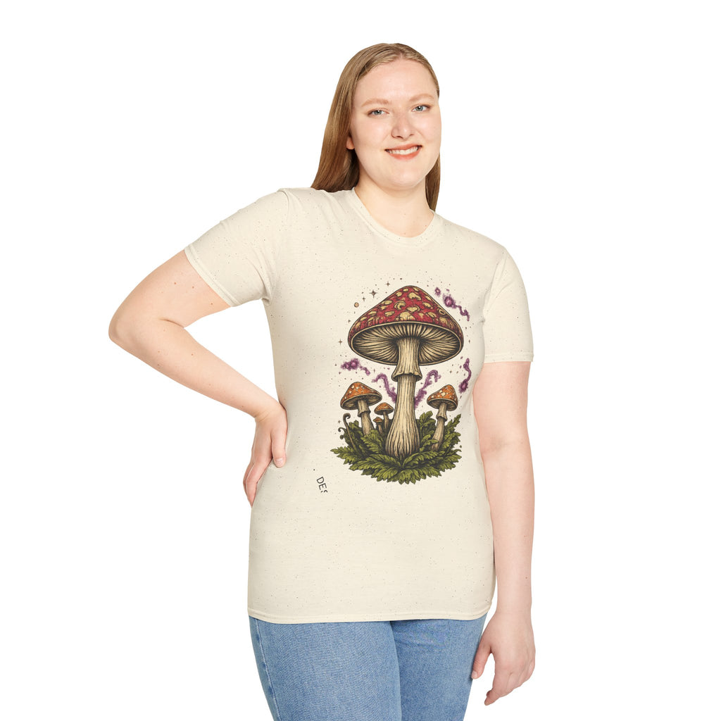 Mushroom Illustration T-Shirt – Vintage Red Toadstool Graphic