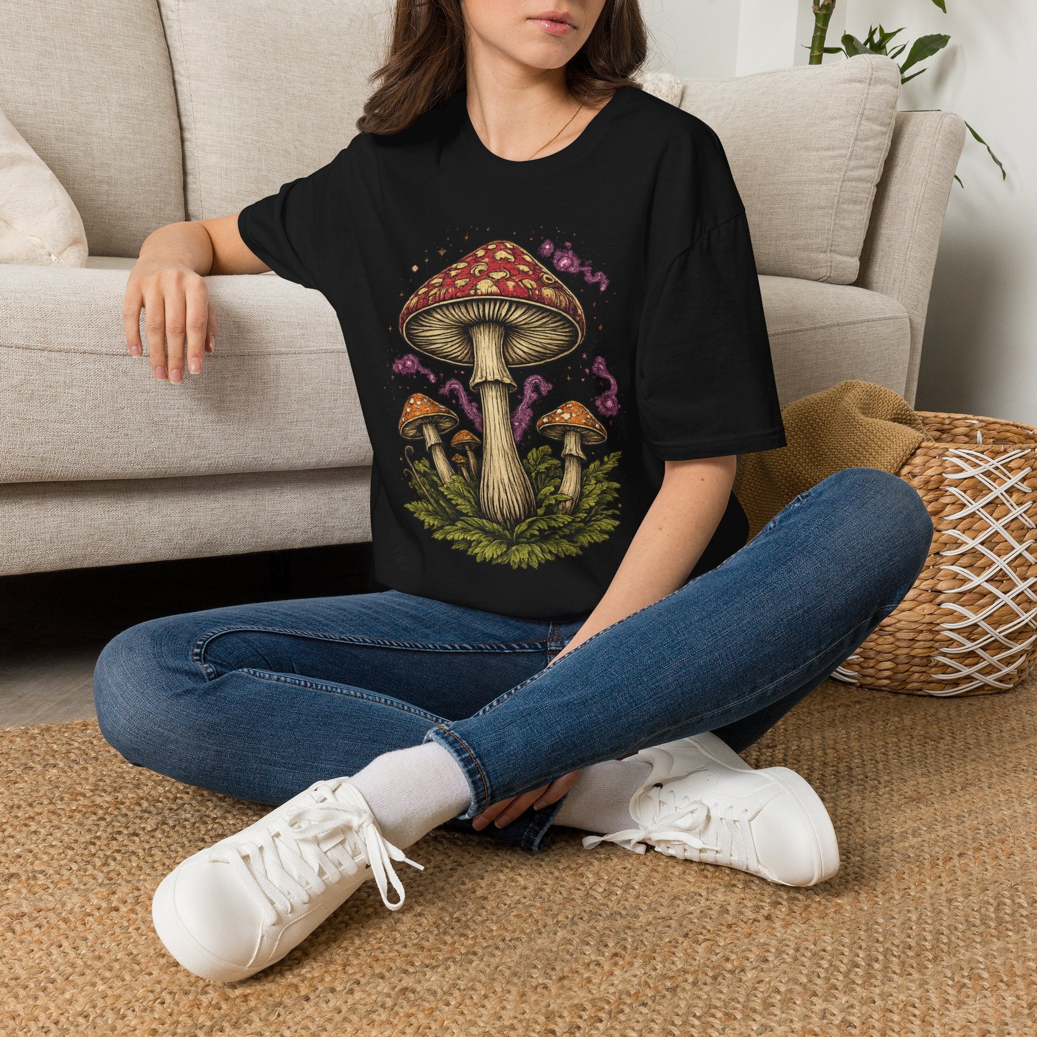 City: Vancouver Mushroom Illustration T-Shirt – Vintage Red Toadstool Graphic