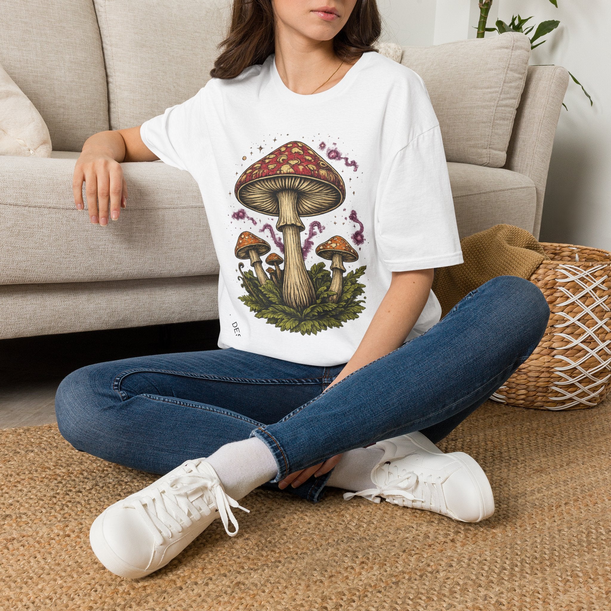 Mushroom Illustration T-Shirt – Vintage Red Toadstool Graphic