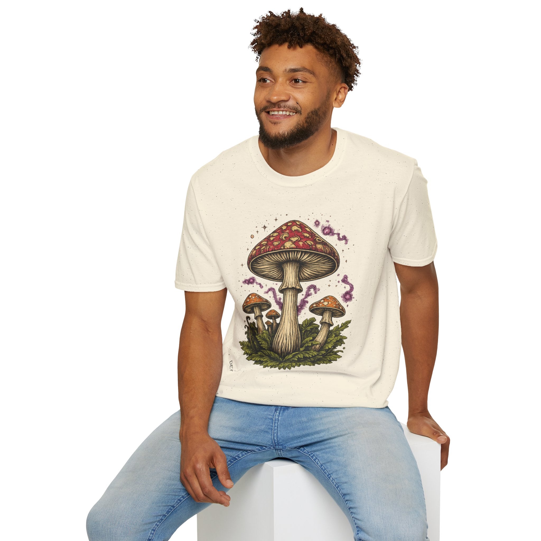 Mushroom Illustration T-Shirt – Vintage Red Toadstool Graphic