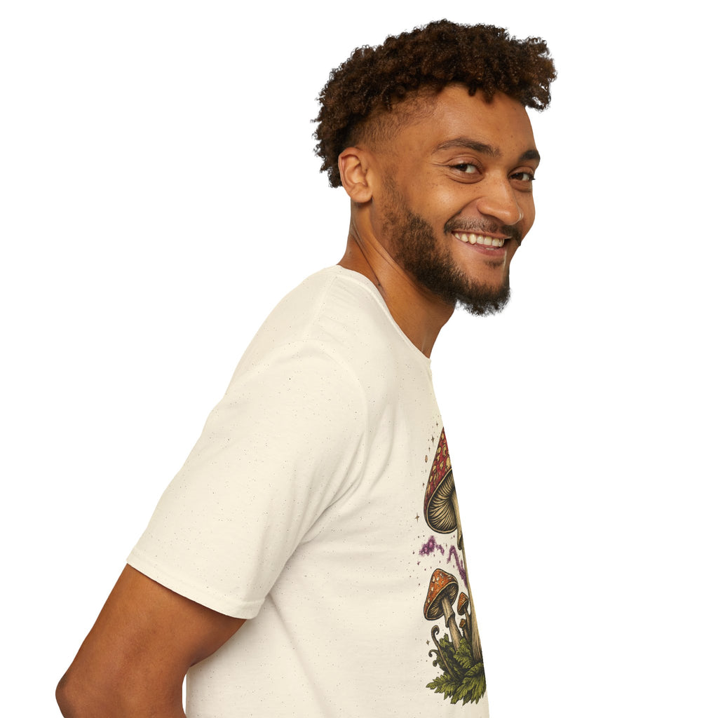Mushroom Illustration T-Shirt – Vintage Red Toadstool Graphic