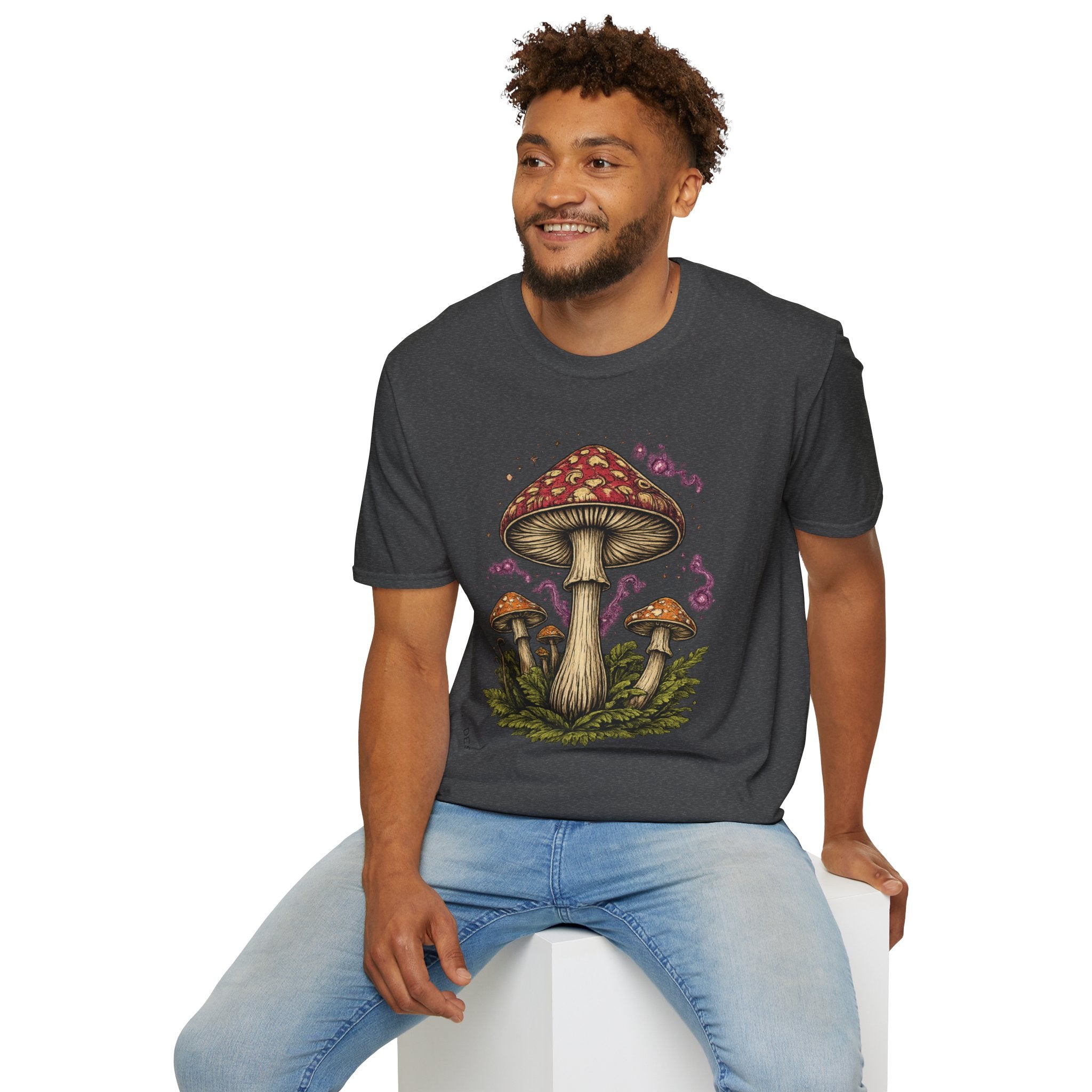 Mushroom Illustration T-Shirt – Vintage Red Toadstool Graphic