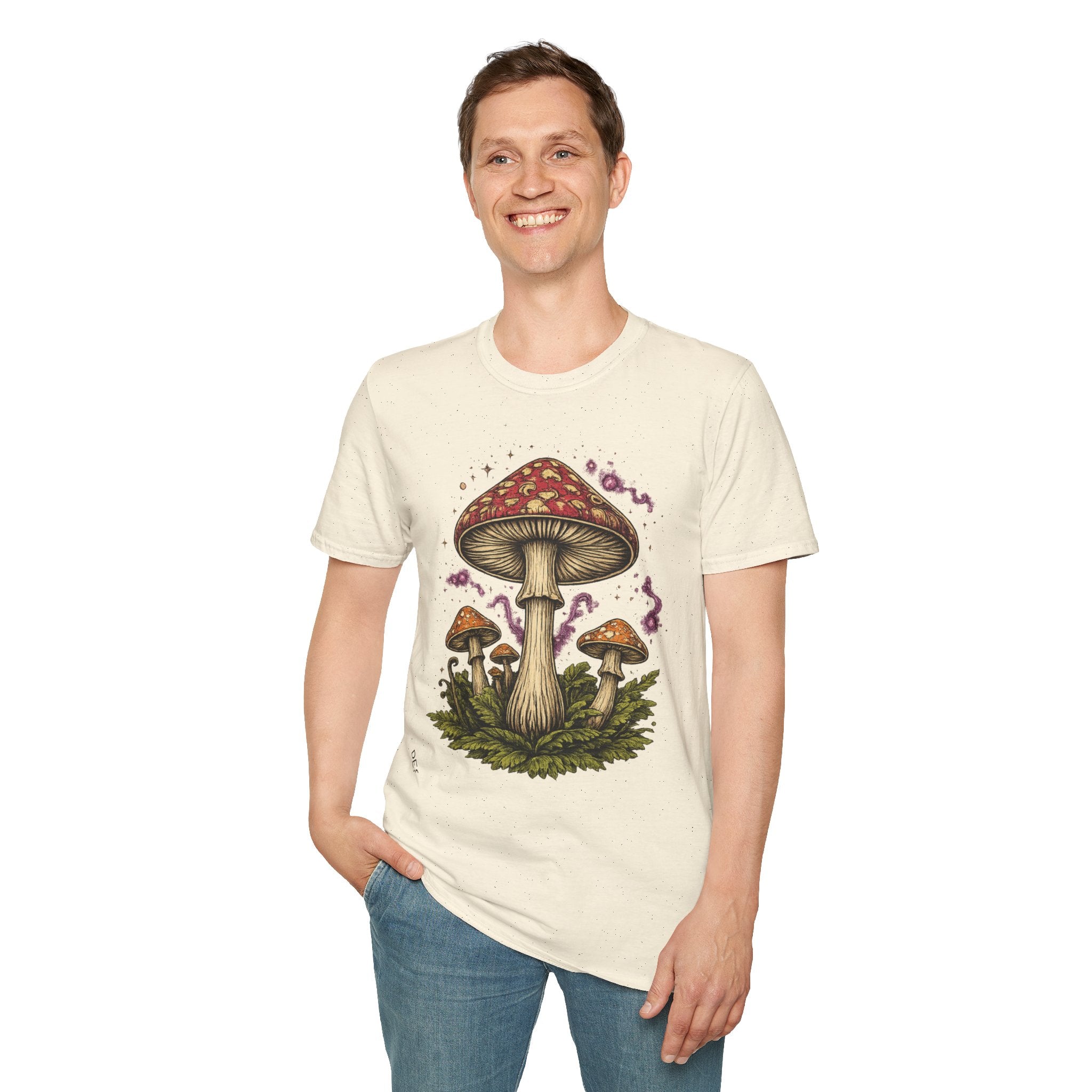 Mushroom Illustration T-Shirt – Vintage Red Toadstool Graphic