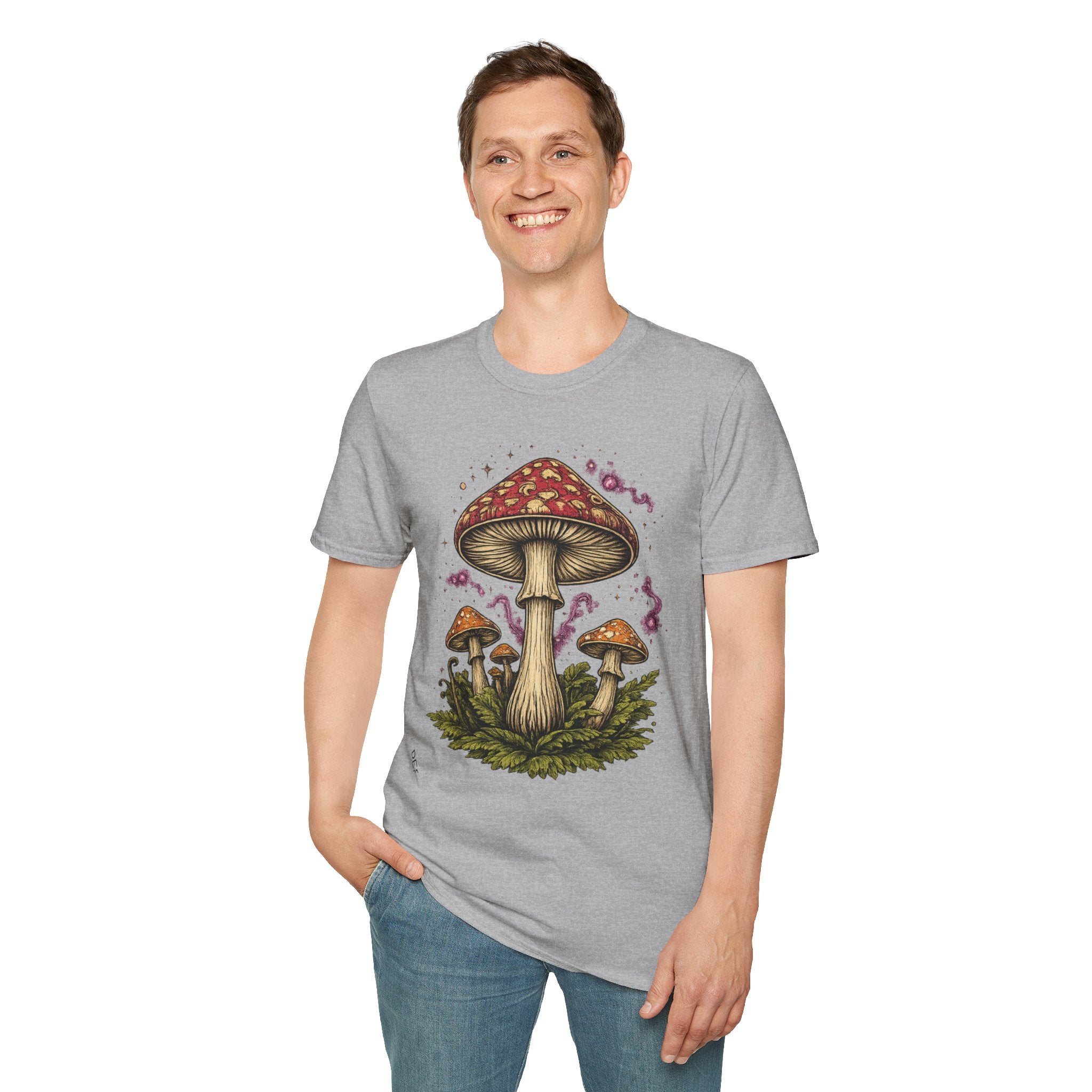 Mushroom Illustration T-Shirt – Vintage Red Toadstool Graphic