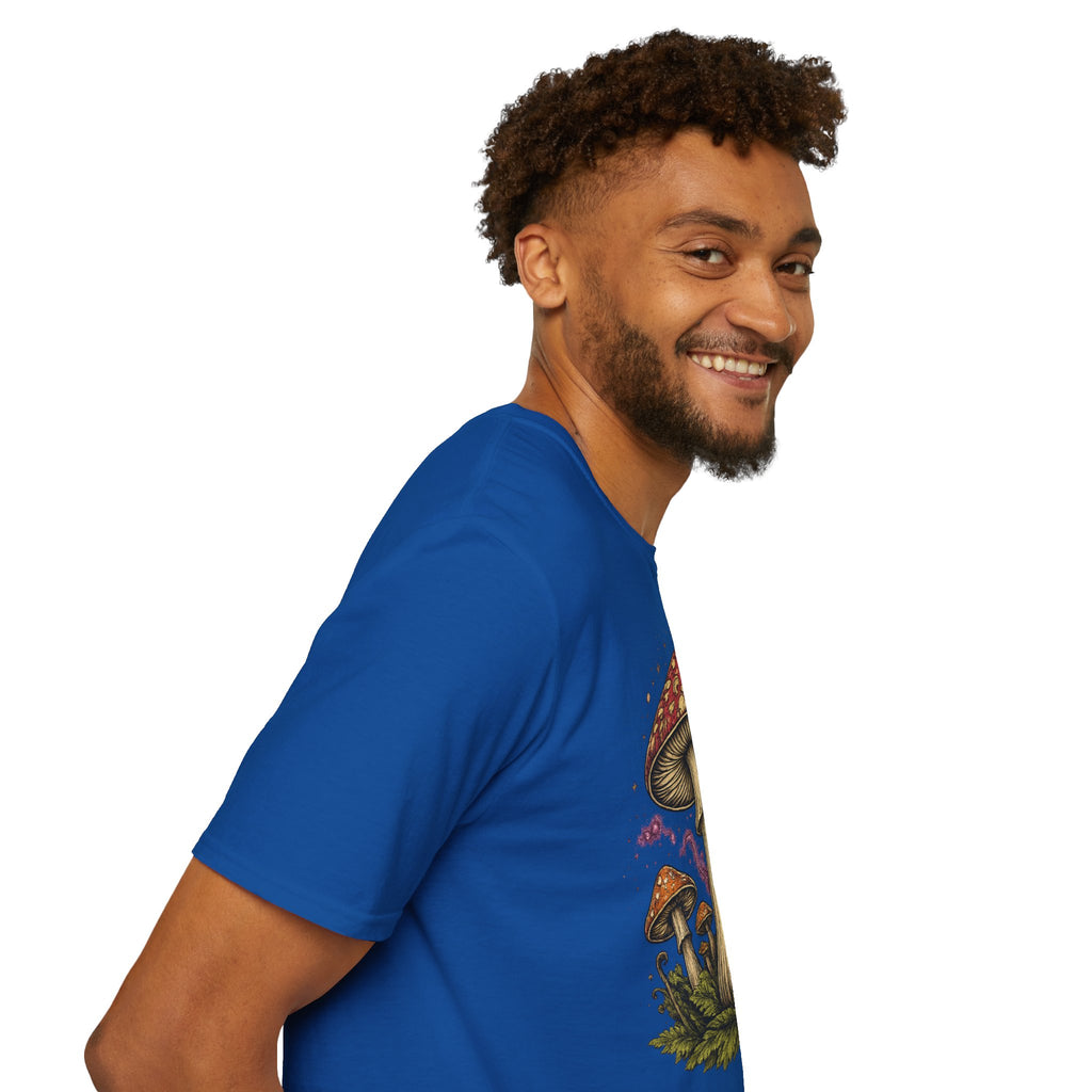Mushroom Illustration T-Shirt – Vintage Red Toadstool Graphic