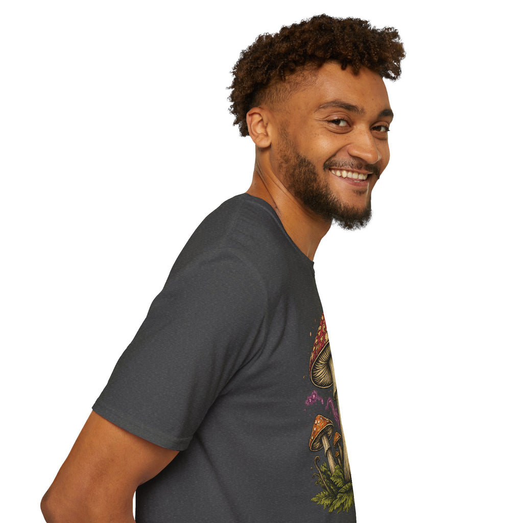 Mushroom Illustration T-Shirt – Vintage Red Toadstool Graphic
