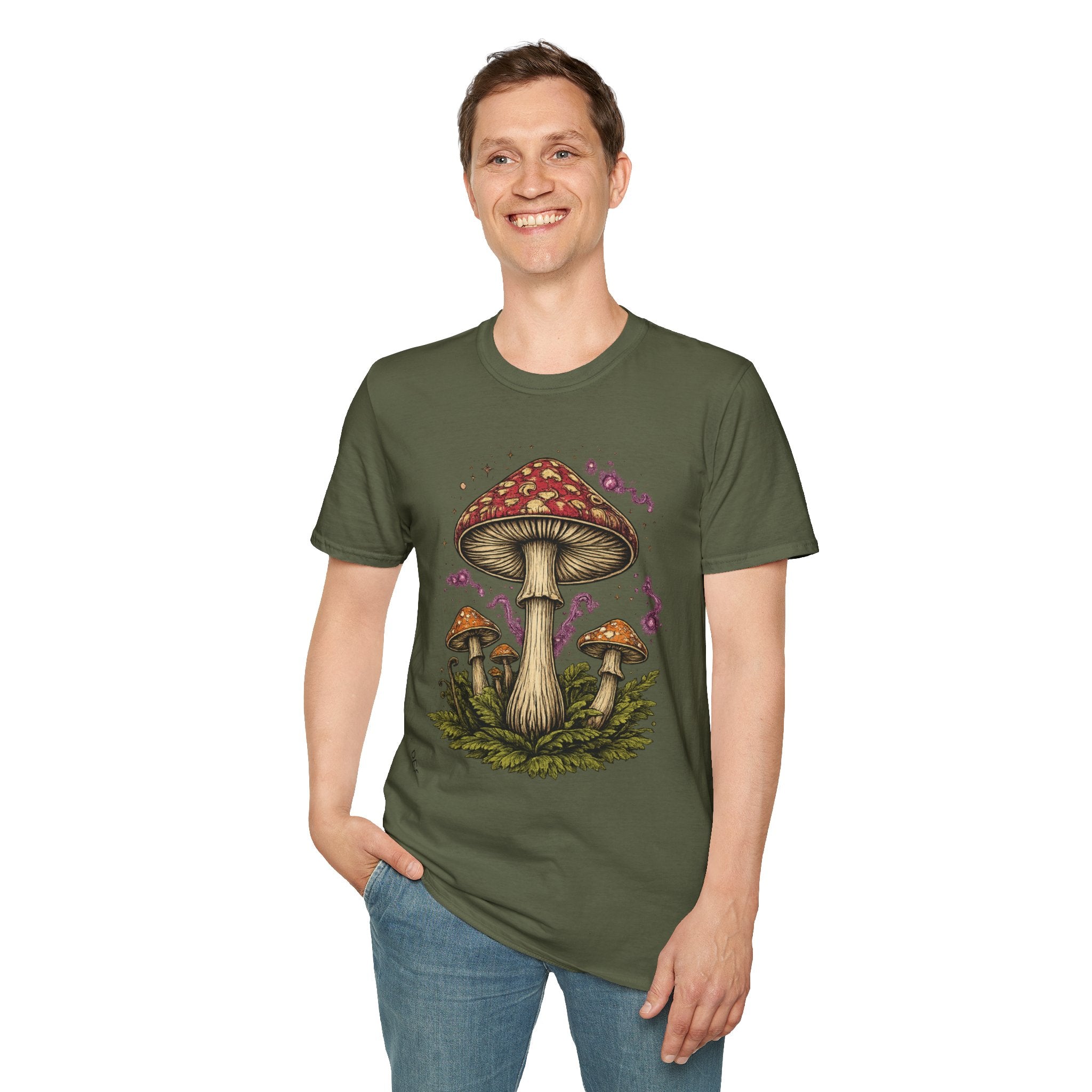 Mushroom Illustration T-Shirt – Vintage Red Toadstool Graphic