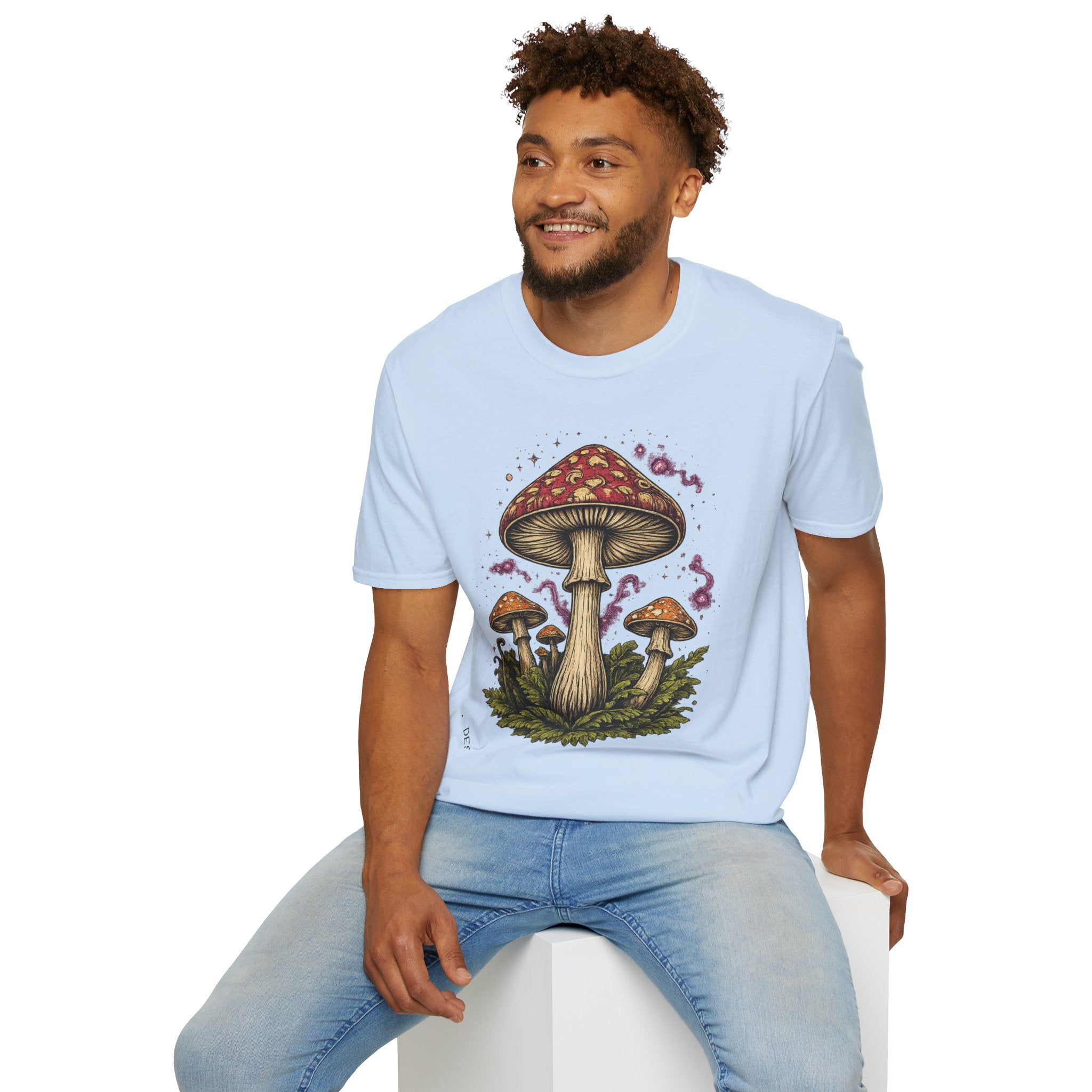 Mushroom Illustration T-Shirt – Vintage Red Toadstool Graphic