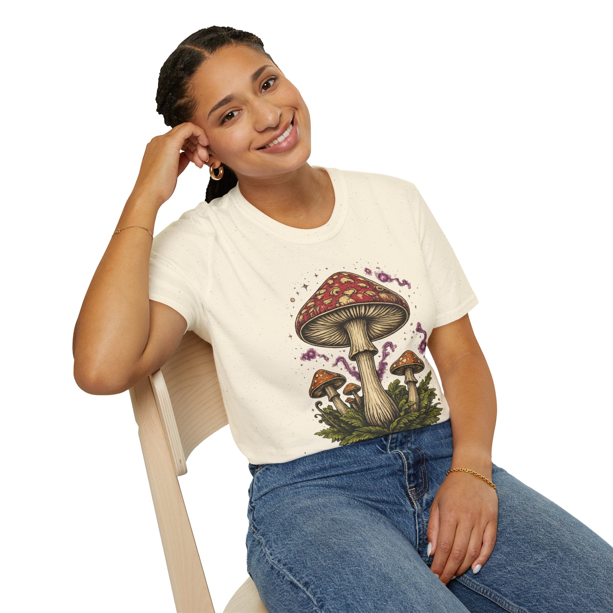 Mushroom Illustration T-Shirt – Vintage Red Toadstool Graphic